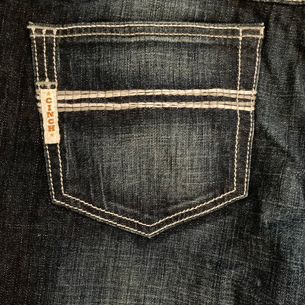Cinch Carter 2.4 Performance Jeans Relaxed Dark Stone EUC WhiteLabel Men’s 33x32